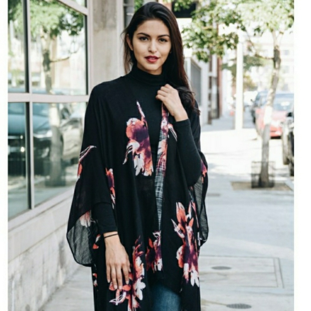 3 Left! Black Floral Print Kimono with Armholes - Picture 2 of 6